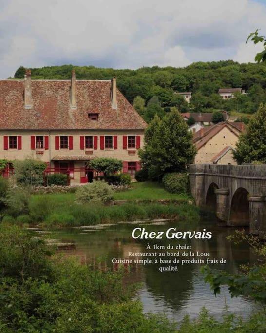 Villa Little Loue, Au Bord De La Riviere à Chenecey-Buillon Extérieur photo